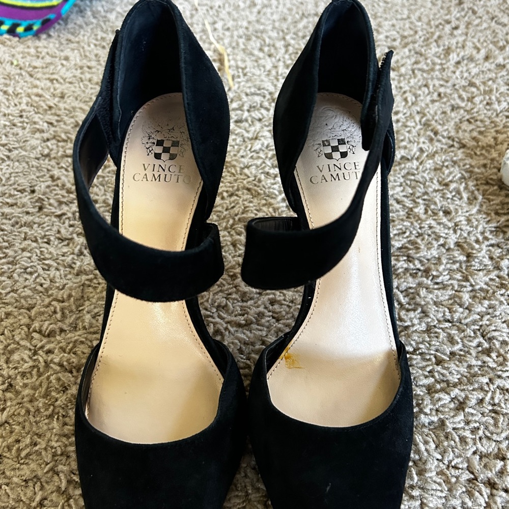 Vince Camuto Carlotte Suede Pointed Toe Strap Stiletto Heel Pump Size 9 1/2